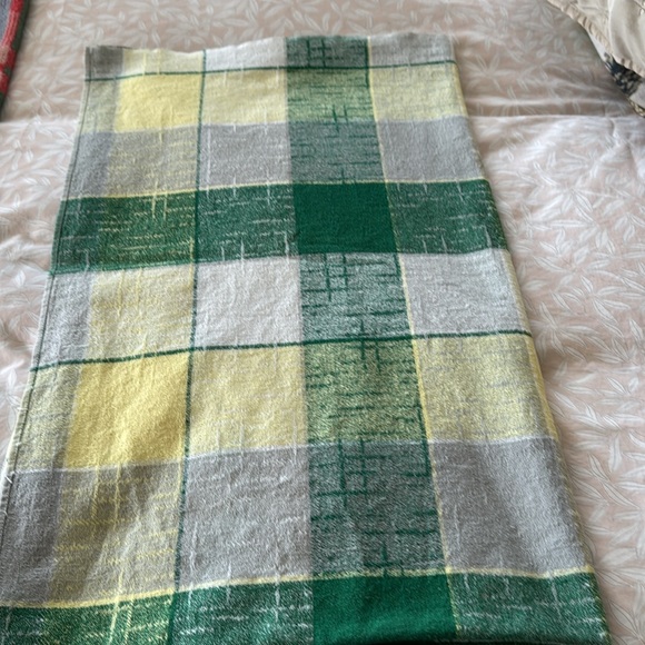 Vintage Table Cloth - Picture 2 of 2